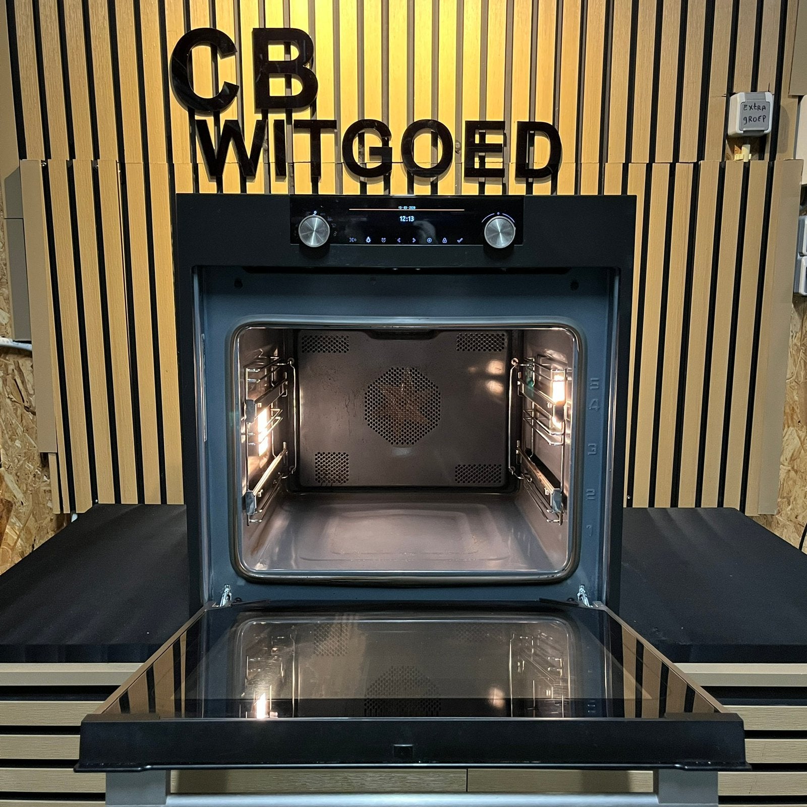 Zeer luxe ATAG Inbouw oven met TFT display en stoomreiniger, Ophalen, Hete lucht, 60 cm of meer, 60 cm of meer