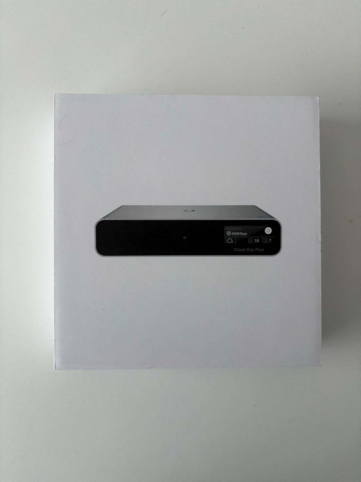 Ubiquiti UniFi Cloud Key Gen2 Plus UCK-G2-PLUS, Ophalen of Verzenden, Zo goed als nieuw, Router