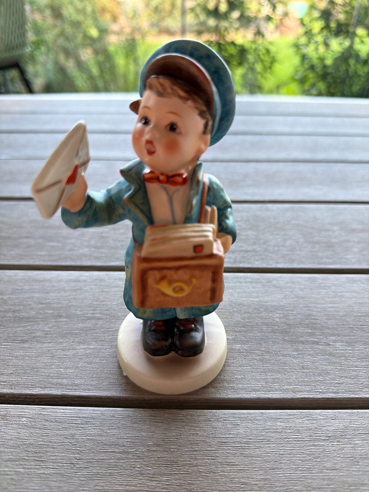 Goebel Hummel beeldje - De Postbode, Ophalen of Verzenden, Zo goed als nieuw, Hummel