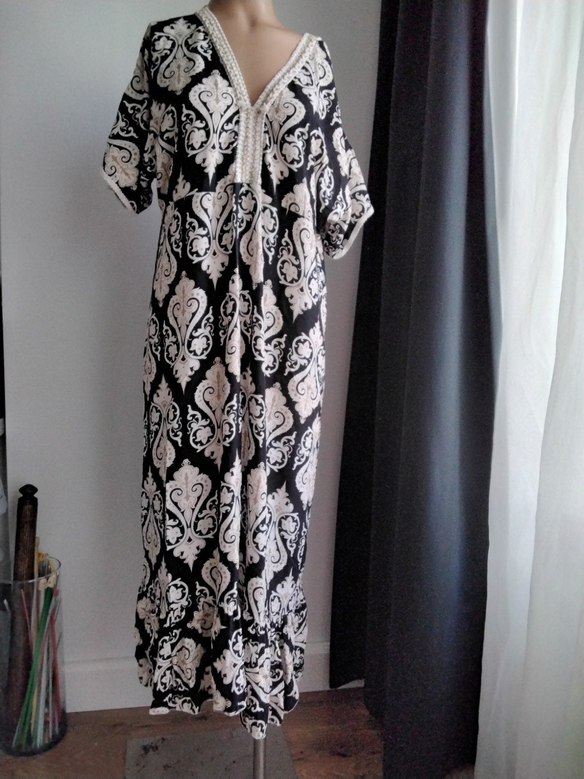 Maxi jurk met paisley print en V-hals, Maat 38/40 (M), Zwart, Ophalen of Verzenden, Onder de knie
