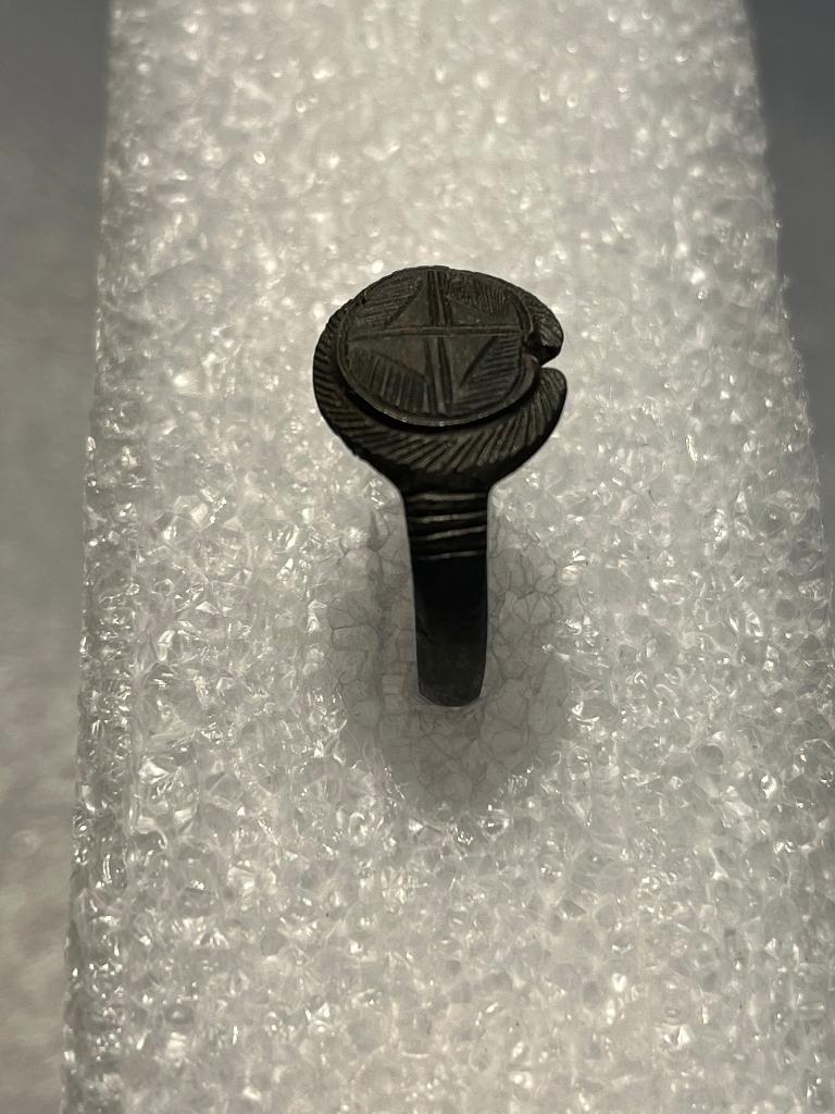 bodemvondst ring brons Middeleeuwen kruisvaartperiode, Antiek en Kunst, Verzenden, Brons