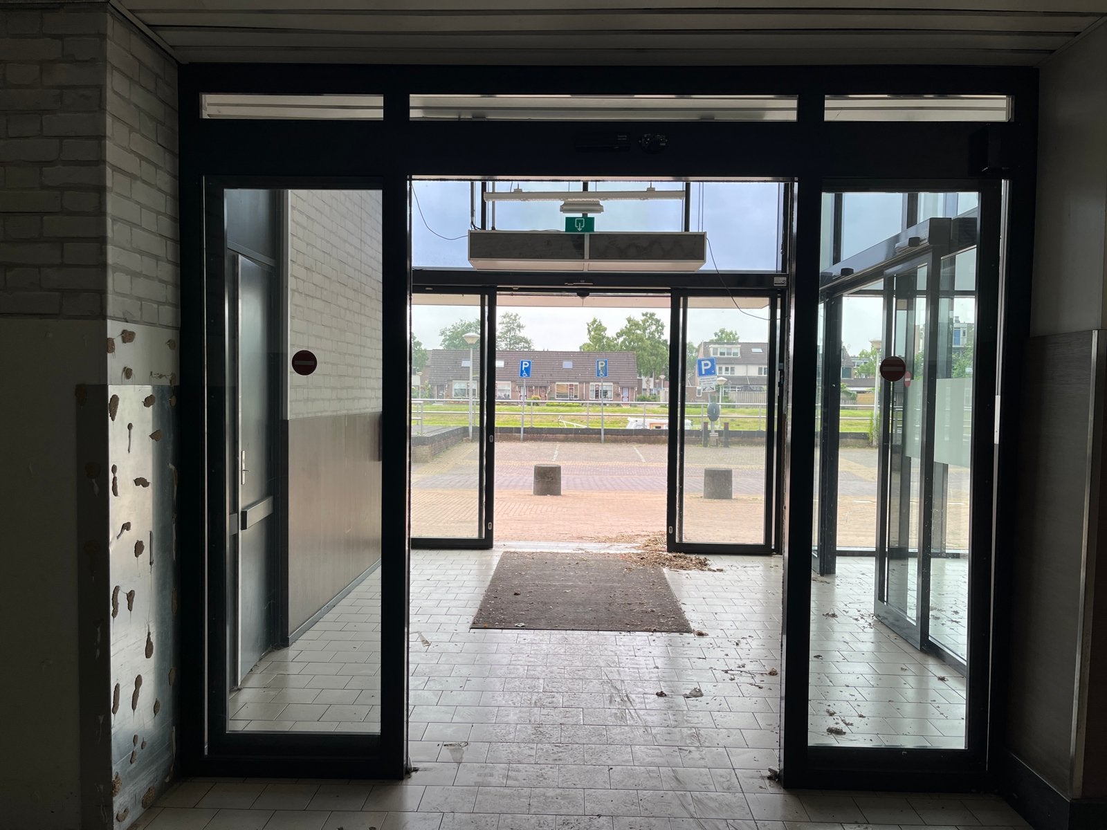 Automatisch openslaande deuren - 1.2m opening, 3m breed, Ophalen, Gebruikt, Overige typen, Schuifdeur