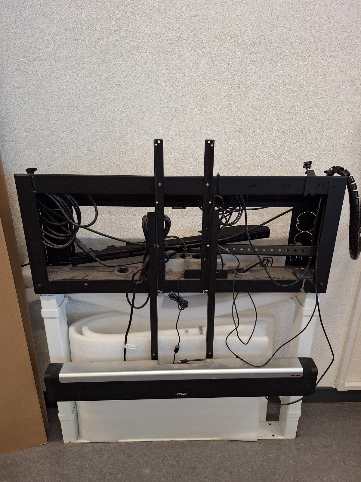 In hoogte verstelbare standaard voor digibord, Computers en Software, Ophalen, Gebruikt, In hoogte verstelbaar