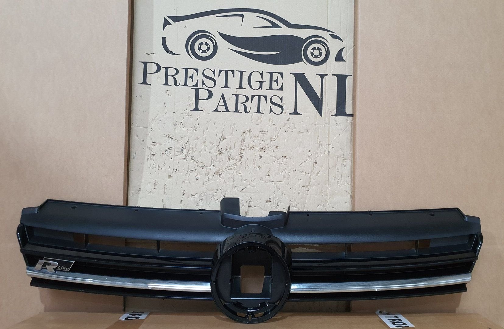 VW Golf 7 R-LINE GRILLE 7.5 FACELIFT bj.2017-2021 5G0853653Q, Gebruikt, -, Voor, Ophalen of Verzenden