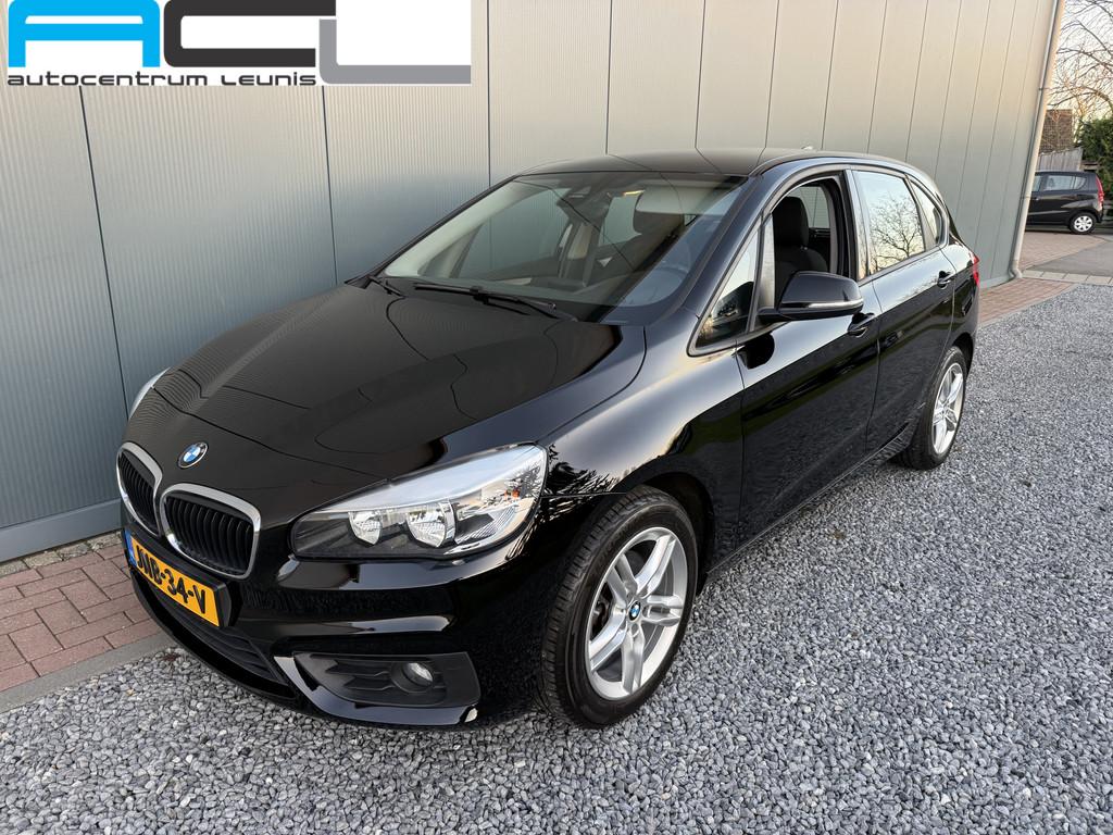 BMW 2 Serie Active Tourer 218i Automaat Executive (bj 2017), 1345 kg, Gebruikt, Zwart, Bedrijf