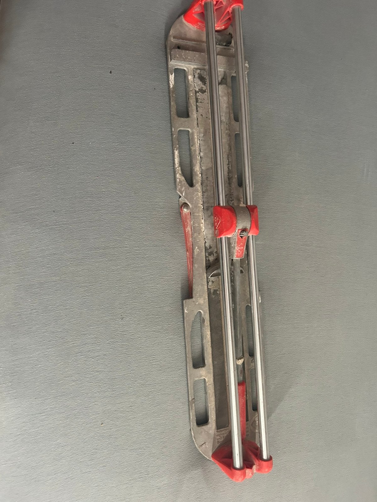 Tegelsnijder rubi 60 cm, Ophalen, Zo goed als nieuw