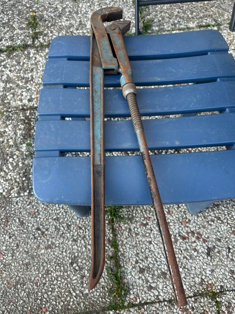Grote pijptang / moordenaar, Doe-het-zelf en Verbouw, Gereedschap | Handgereedschap, Gebruikt, Ophalen of Verzenden