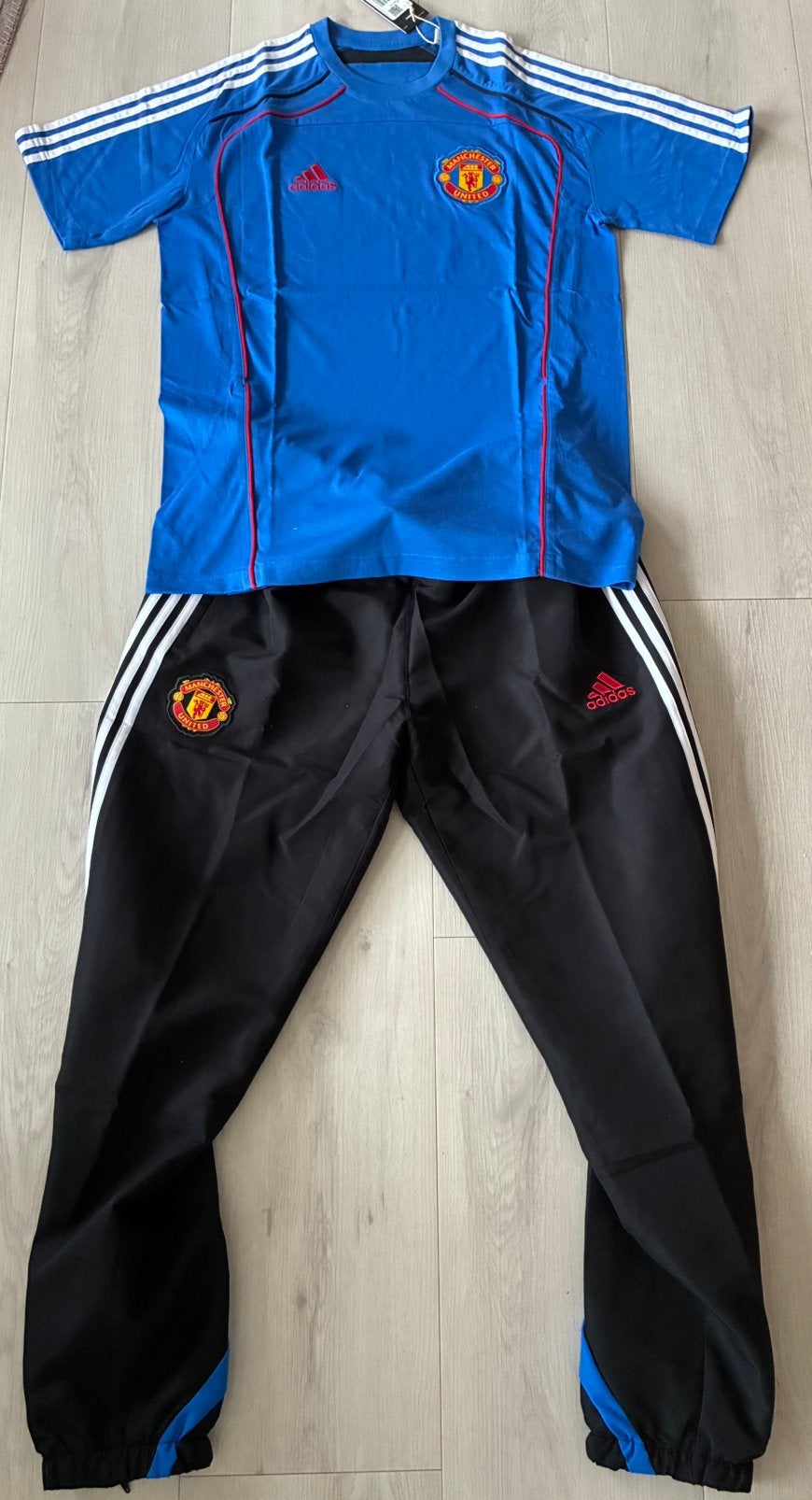 Origineel Manchester United UBP set (shirt M, broek L), Nieuw, Ophalen of Verzenden, Voetbal, Maat 48/50 (M)