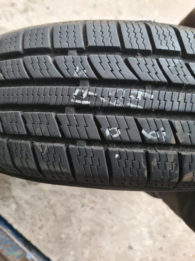 Ovation All Season band 2× 175/65R14 82T, Auto-onderdelen, Banden en Velgen, Band(en), All Season, 14 inch, 175 mm, Personenwagen