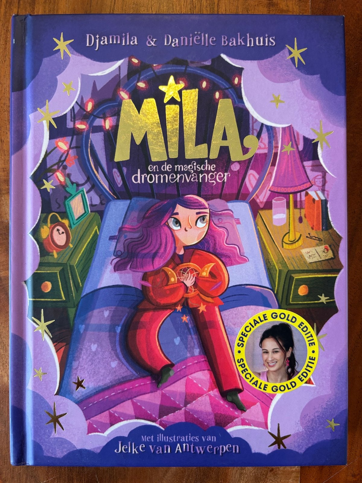 Mila en de magische dromenvanger - Djamila, Ophalen of Verzenden, Zo goed als nieuw, Fictie