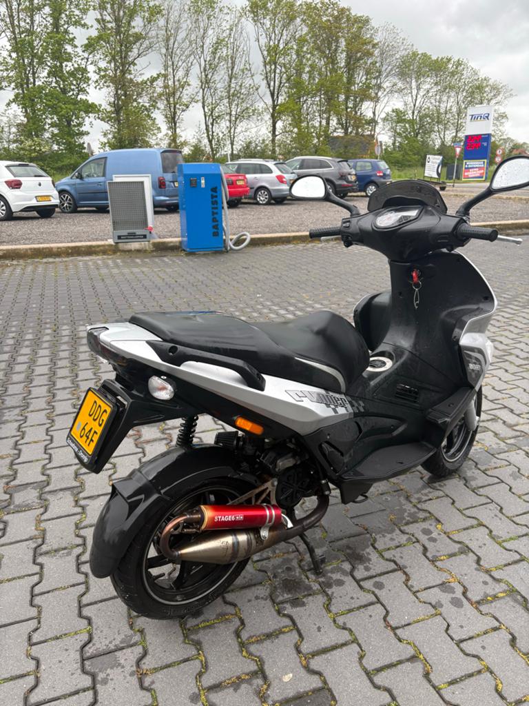 Gilera Runner RST met Stage 6 uitlaat en extra onderdelen, Fietsen en Brommers, Brommeronderdelen | Scooters, Ophalen, Gebruikt