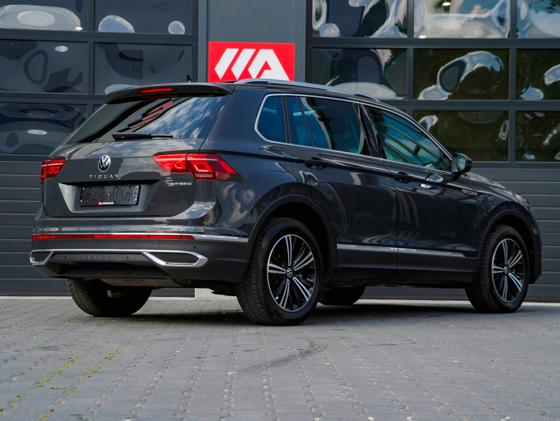 Volkswagen Tiguan 1.4 TSI eHybrid Elegance Pano|Navi|Camera|, Auto's, Dealer onderhouden, Zwart, Met garantie (alle), Hybride Elektrisch/Benzine