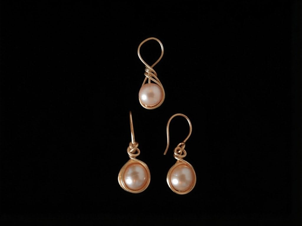 Exclusieve Marjorica parel hanger en parel oorbellen, Sieraden, Tassen en Uiterlijk, Overige materialen, Hangers, Beige, Nieuw