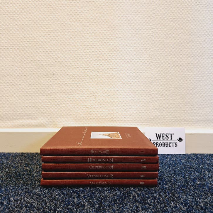 5x Monument van de Maand Boeken (Ook los te koop)