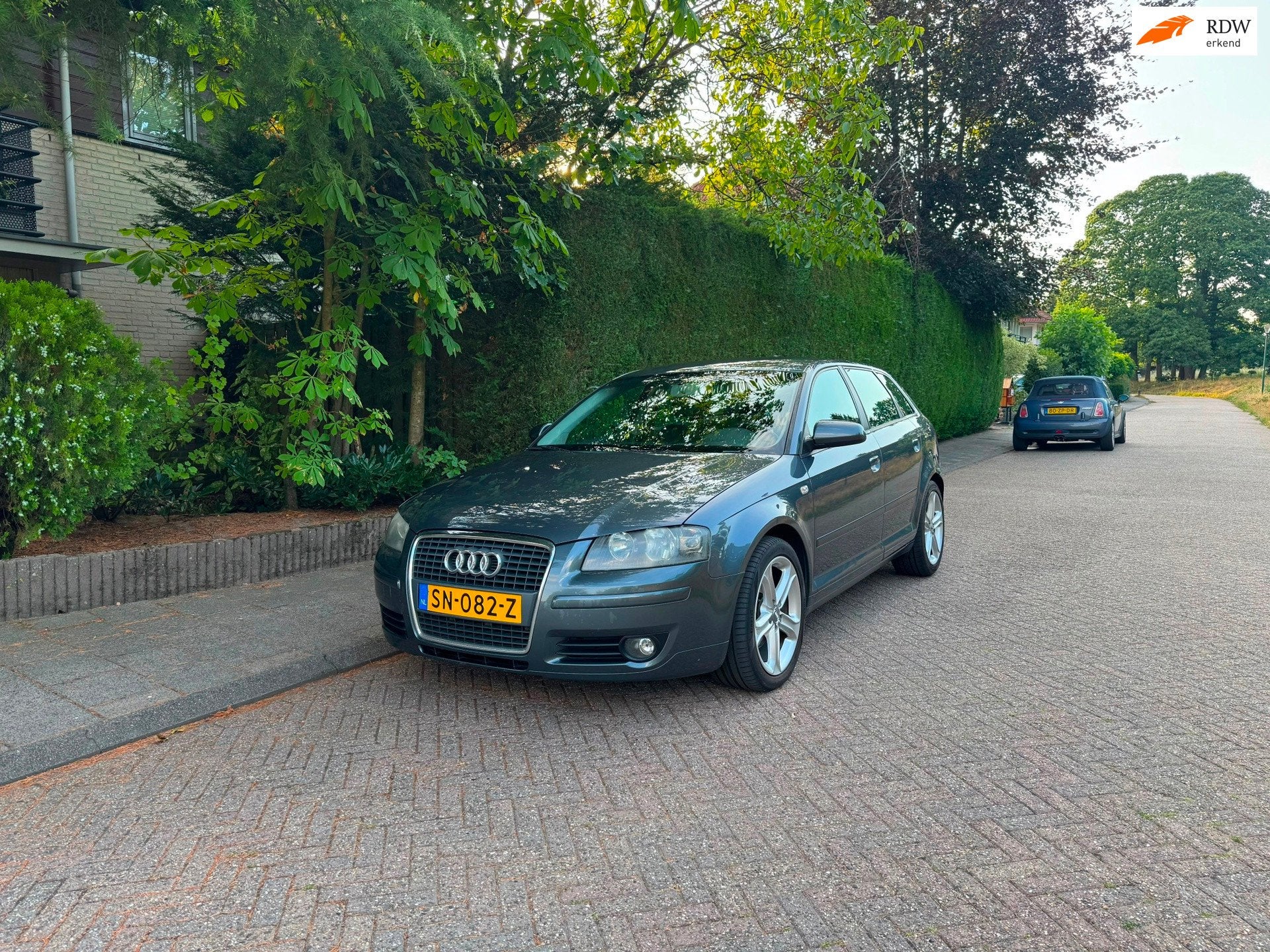 Audi A3 Sportback 2.0 FSI Attraction RIJDSUPER!/6BAK/AIRCO, Auto's, Voorwielaandrijving, Stof, Gebruikt, Zwart