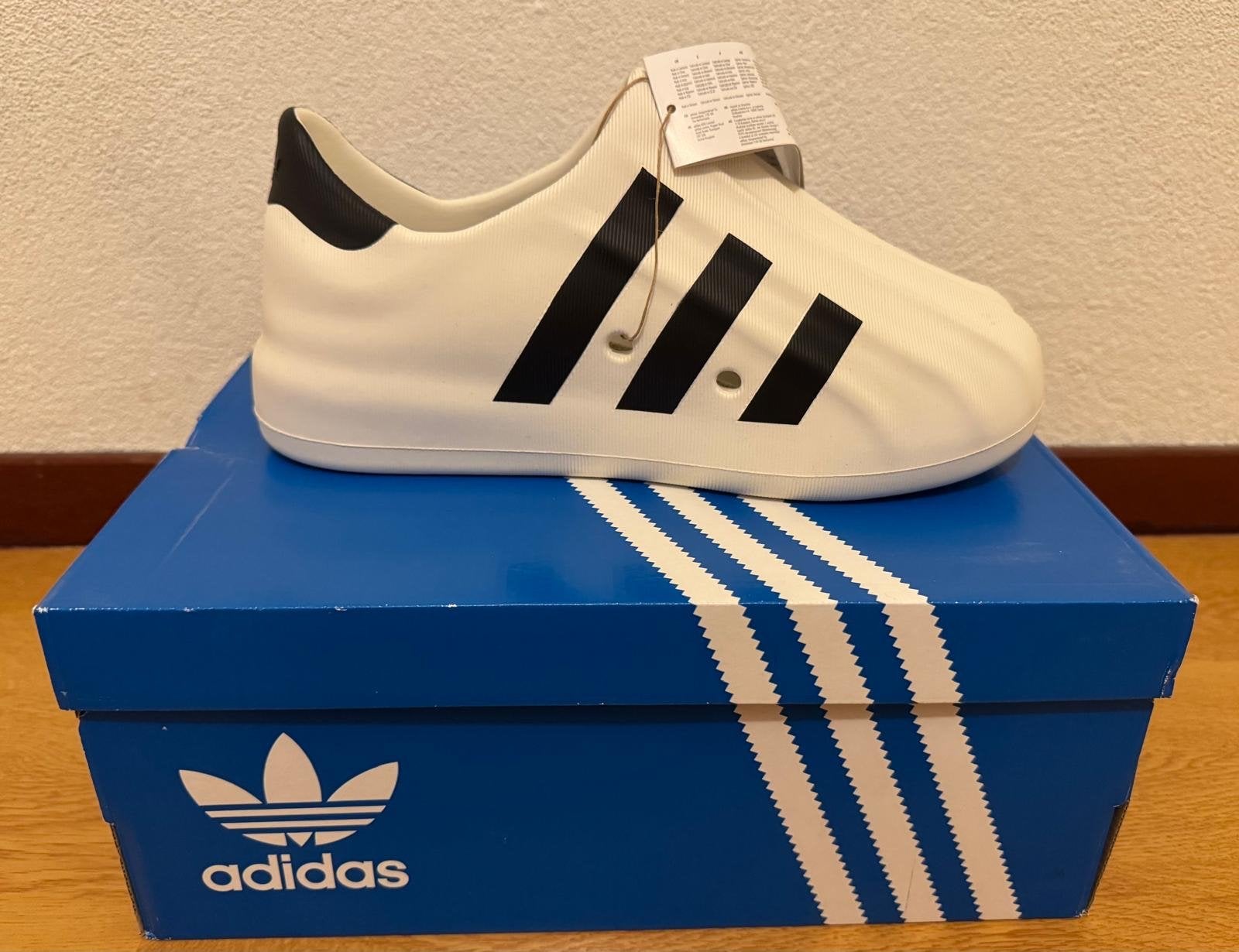 Adidas adiFOM SUPERSTAR HQ8750 - Maat 42 2/3 - DS, Ophalen of Verzenden, Nieuw, Wit, Sneakers of Gympen