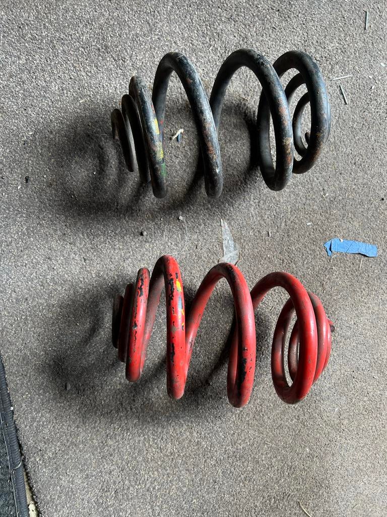 Vw t3 gebruikte autoveren (rood en zwart), Ophalen of Verzenden, Gebruikt, Universele onderdelen