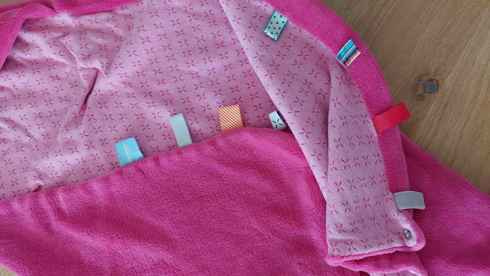 Snoozebaby wikkeldeken Funky Pink/roze 90x110cm, Kinderen en Baby's, Ophalen of Verzenden, Zo goed als nieuw, Roze, 110 cm