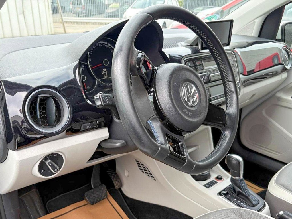 Volkswagen UP, Up!, Wit, Origineel Nederlands, 315 min