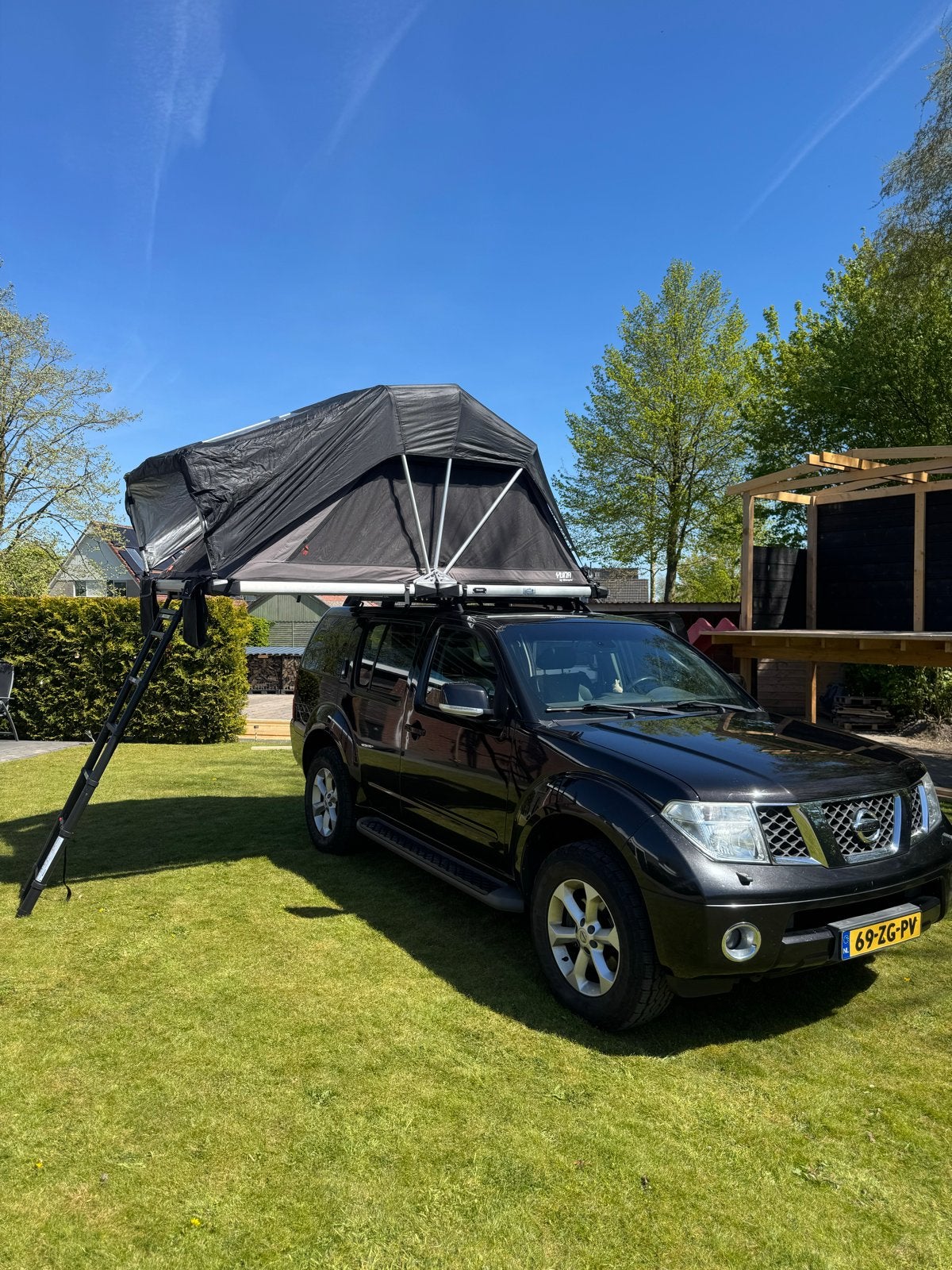 Nissan Pathfinder 2.5 DCI Daktent  7 zitter, Auto's, Nissan, Automaat, 2081 kg, 4 cilinders, 255 €/maand