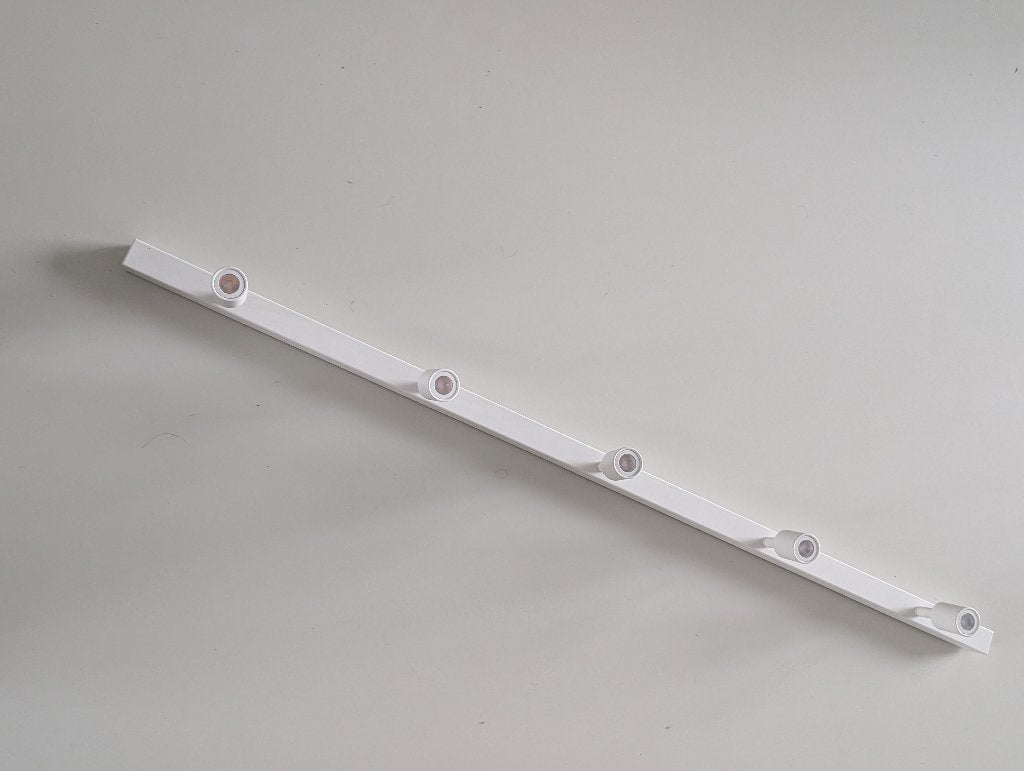 Bäve led plafondraillamp van Ikea, Ophalen of Verzenden, Zo goed als nieuw, Plafondspot of Wandspot