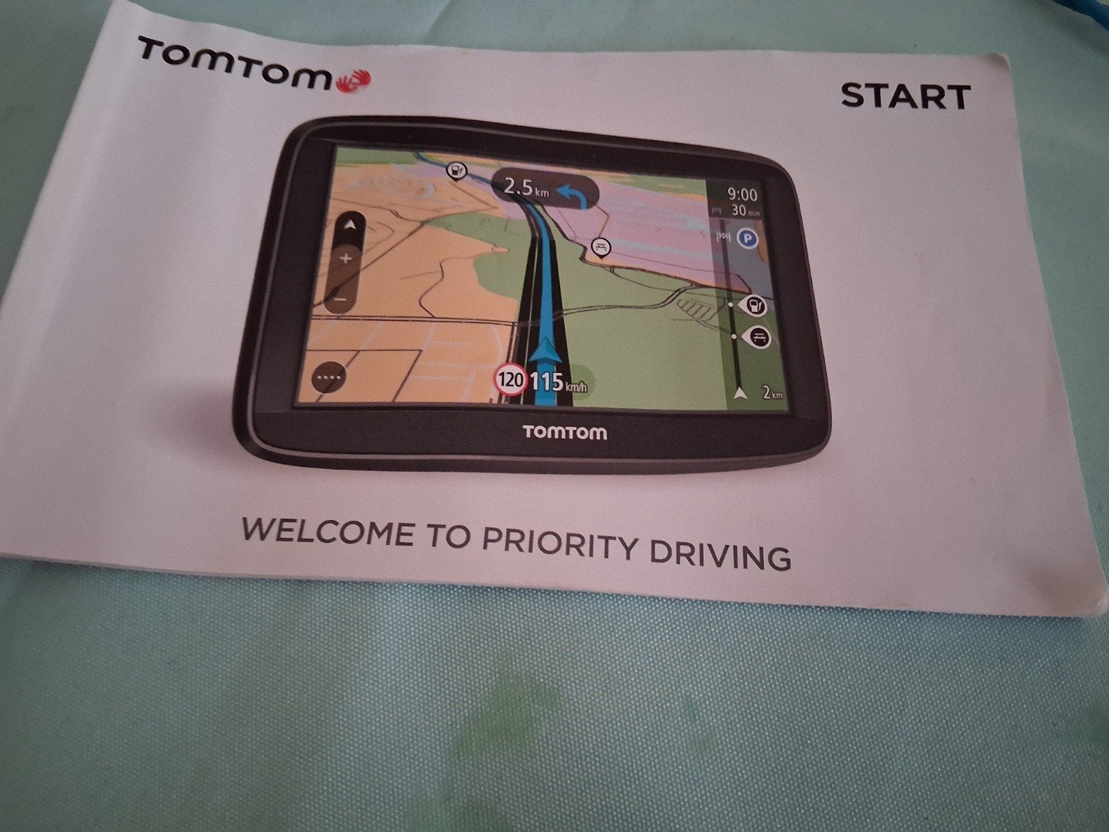 TomTom navigatiesysteem - weinig gebruikt, Ophalen, Zo goed als nieuw