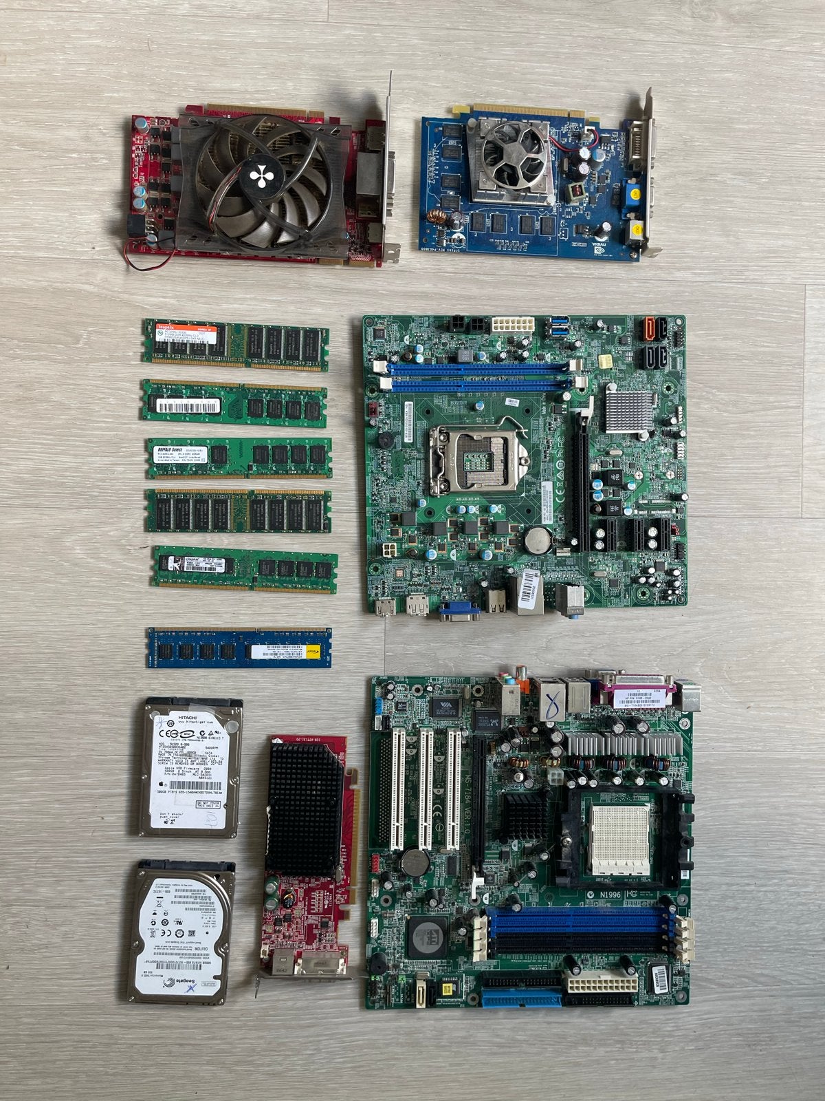 Diverse printplaten, videokaarten en geheugen sticks, Ophalen, Gebruikt, Overige soorten, Overige chipsets