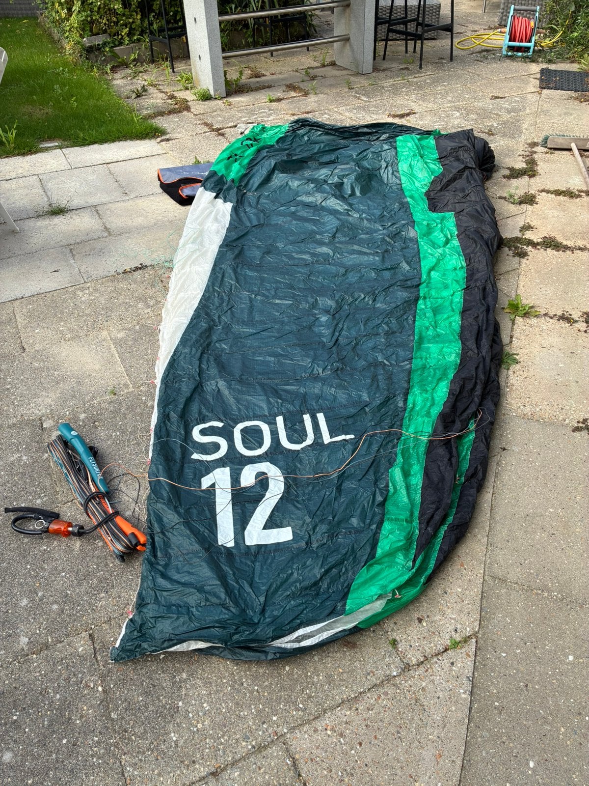 Flysurfer SOUL 12 meter en CORE Union pro footpads binding, Geen board, Ophalen of Verzenden, Zo goed als nieuw, 12 m²