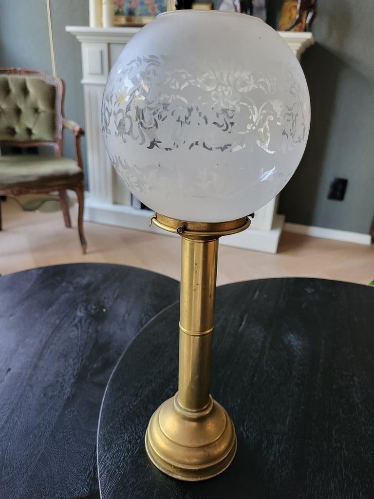 Antieke Messing Diner Kaars Lamp met mat Geëtst Glas, Antiek en Kunst, Antiek | Lampen, Ophalen of Verzenden