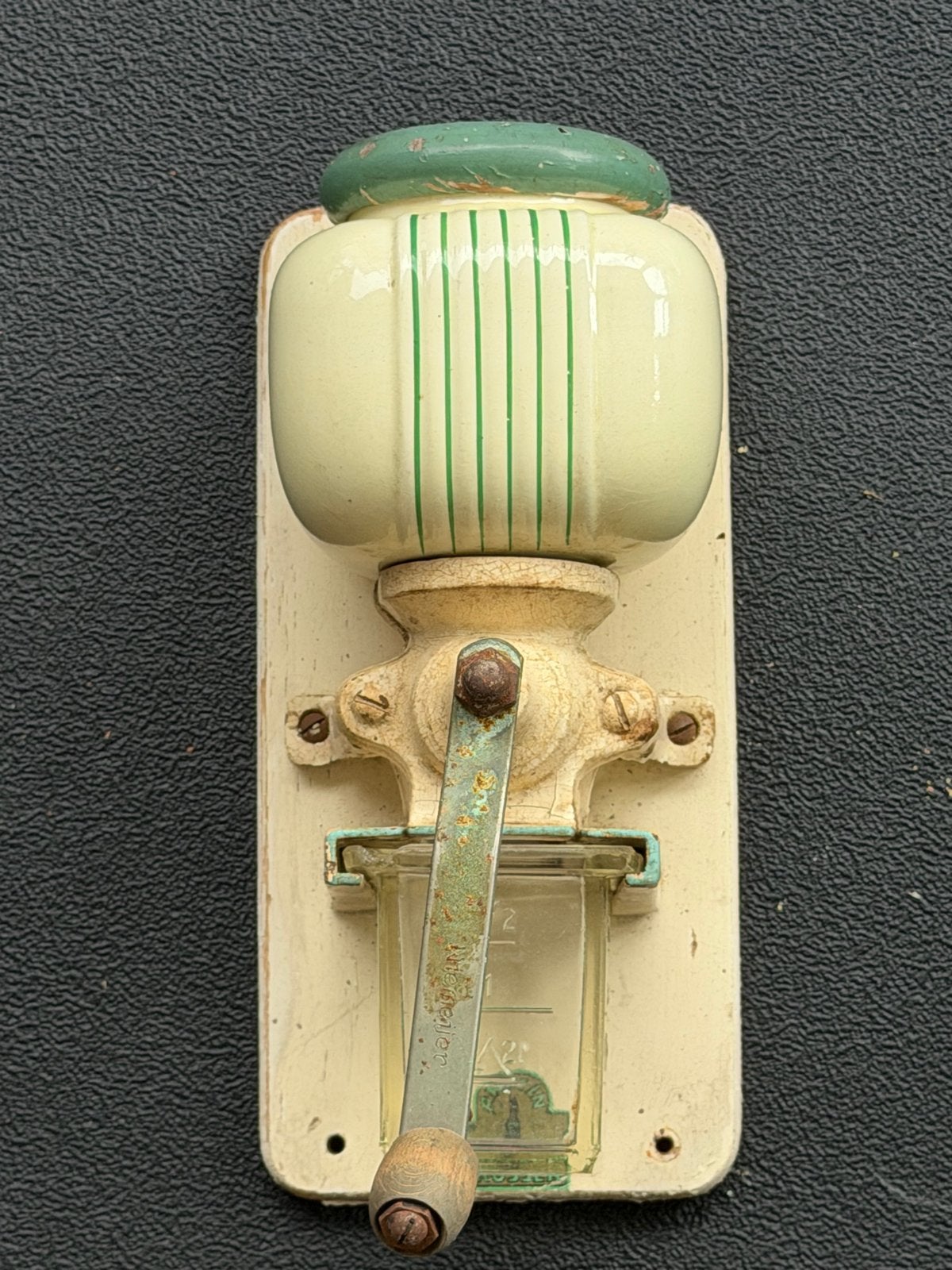 Vintage Armin Trosser wandkoffiemolen - Crème/Groen, Antiek en Kunst, Ophalen of Verzenden