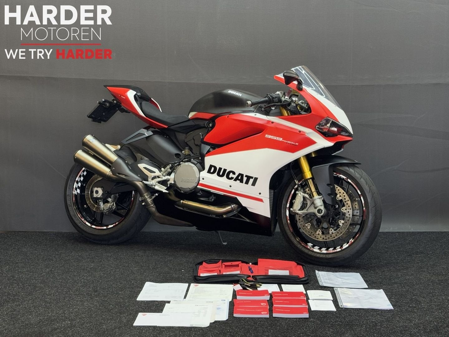DUCATI 959 PANIGALE CORSE | UNIEK | LIEFHEBBERSMOTOR | AKRA, DUCATI, 2 cilinders, Motorrijbewijs A, Bedrijf