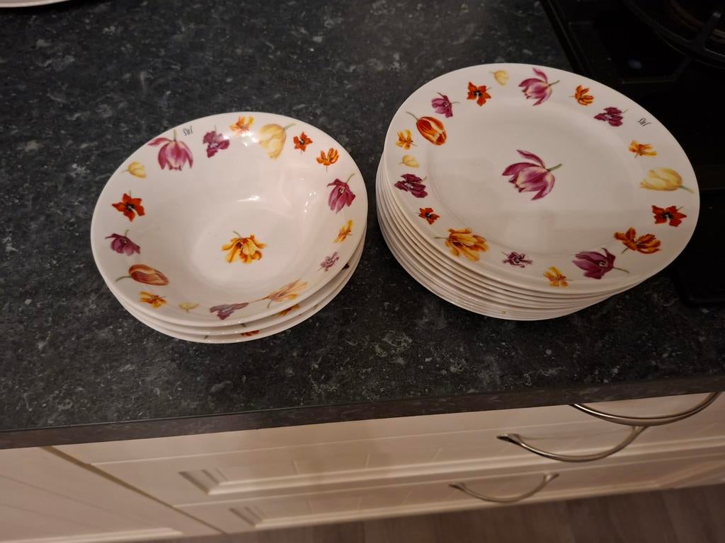 Janneke brinkman servies en servettenhouder, Ophalen of Verzenden, Porselein, Overige stijlen, Bord(en)