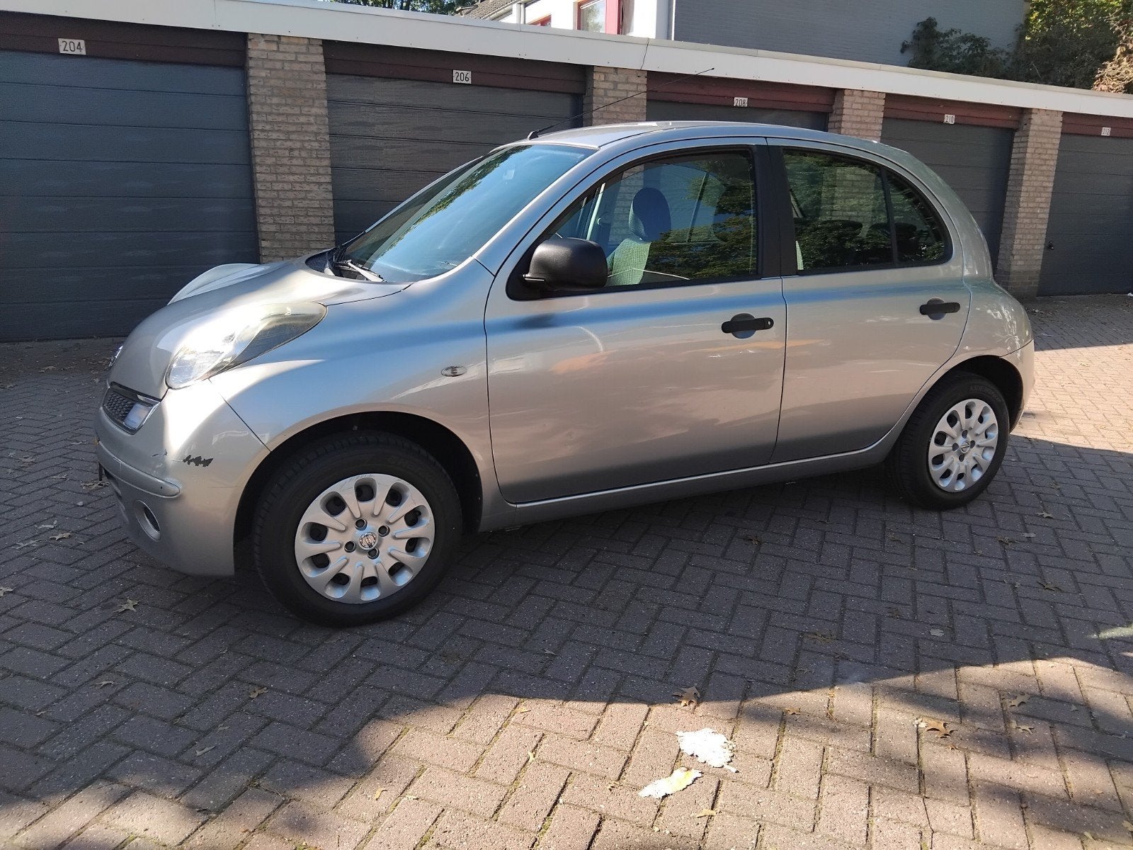 Nissan Micra 1.2 48KW 5DR 2010 Grijs, Auto's, 31 €/maand, 4 cilinders, Origineel Nederlands, Micra