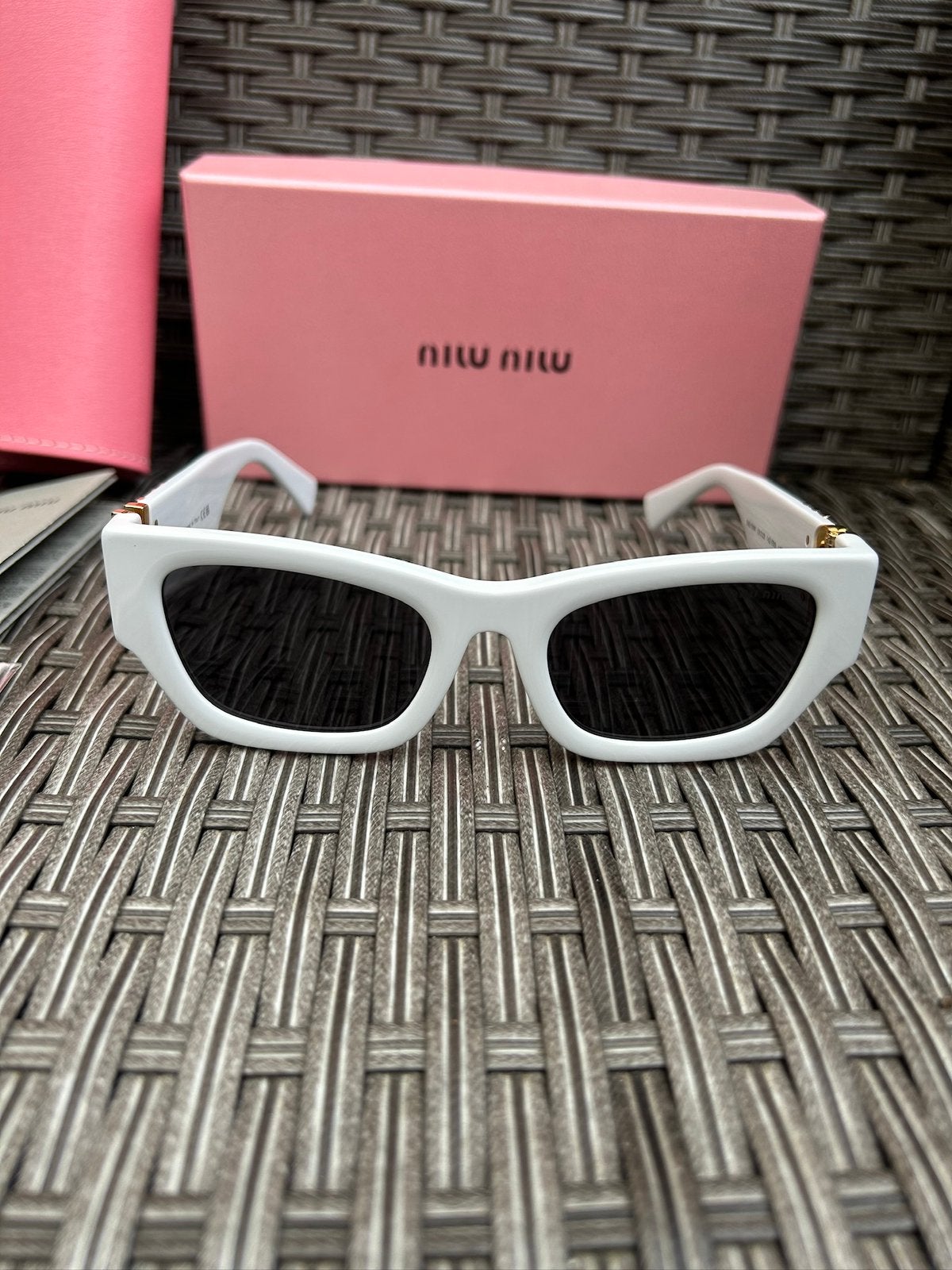 Miu Miu zonnebril, Verzenden, Nieuw, Zonnebril