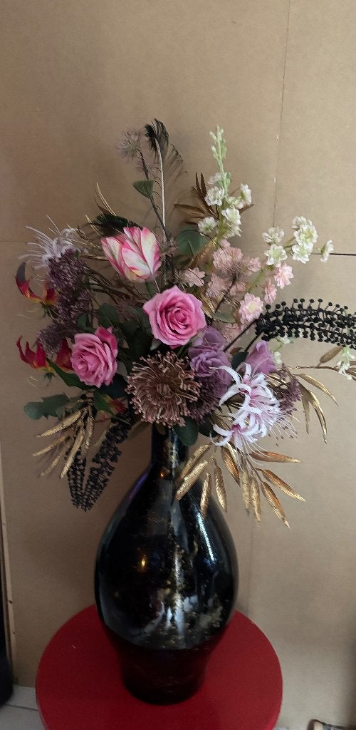 Twee vazen met zijden bloemen, Huis en Inrichting, Woonaccessoires | Vazen, Ophalen, Zo goed als nieuw, Groen, Overige materialen
