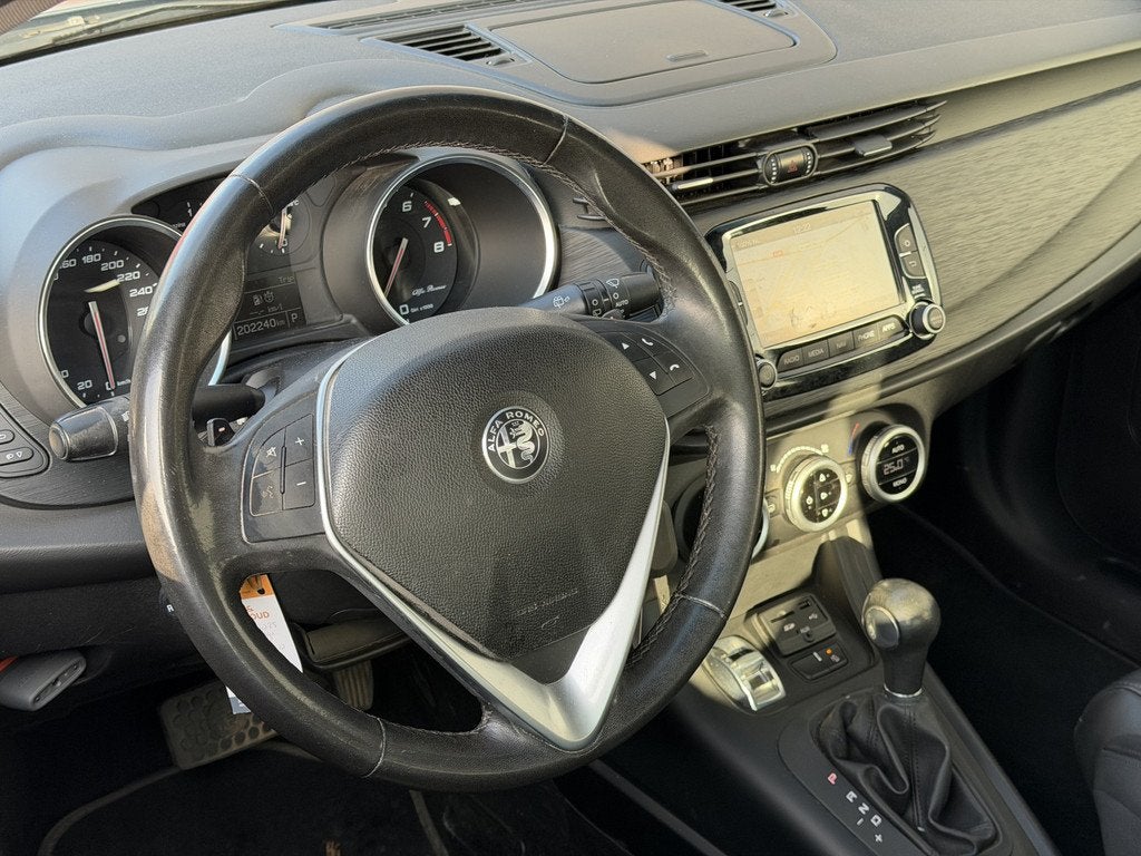 Alfa Romeo Giulietta 1.4 Turbo MultiAir Super | Eerste Eigen, Auto's, Alfa Romeo, 4 cilinders, Bedrijf, Automatische klimaatregeling