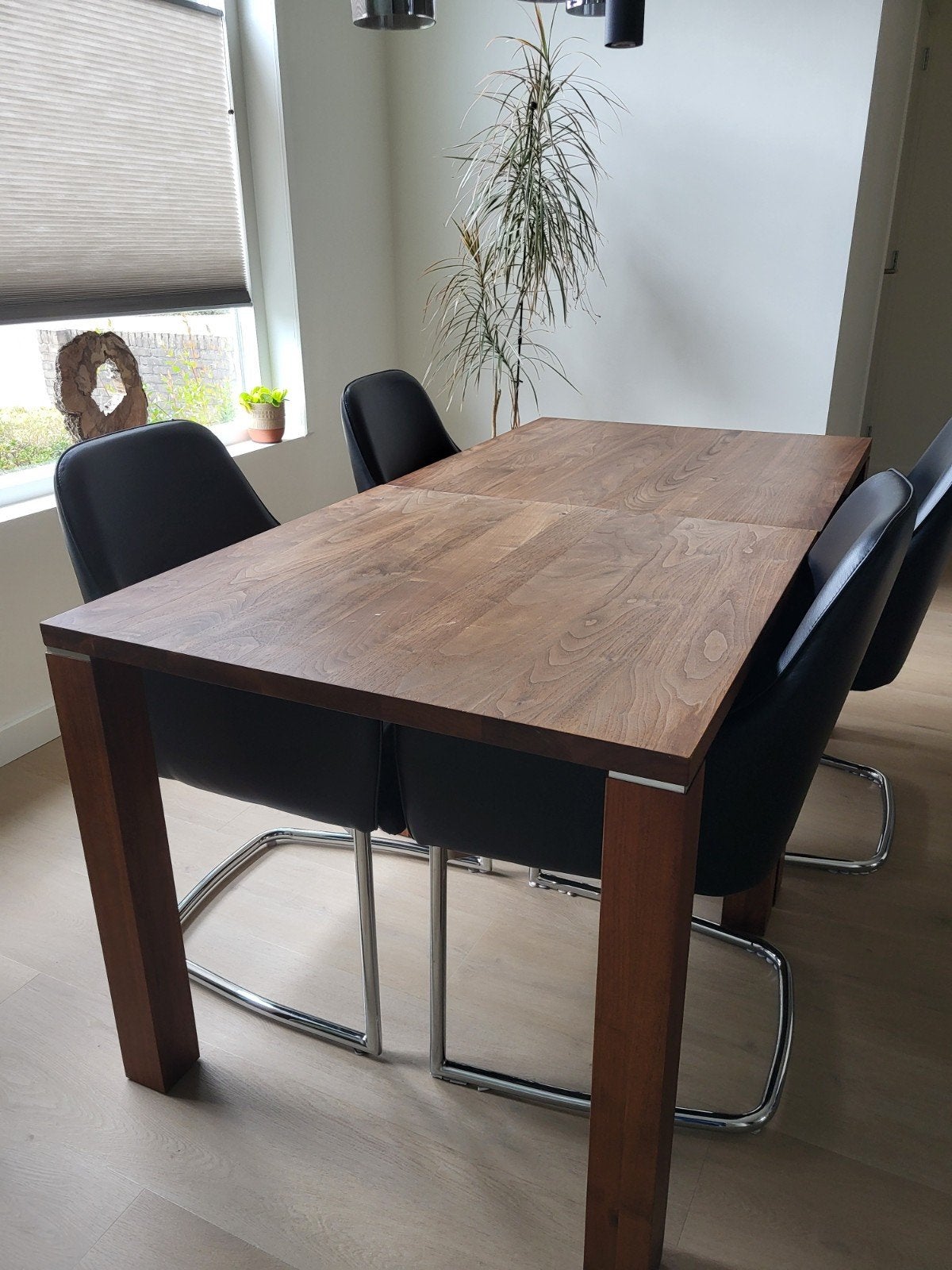 Notenhouten eettafel, Huis en Inrichting, Ophalen, Gebruikt, 50 tot 100 cm, 150 tot 200 cm
