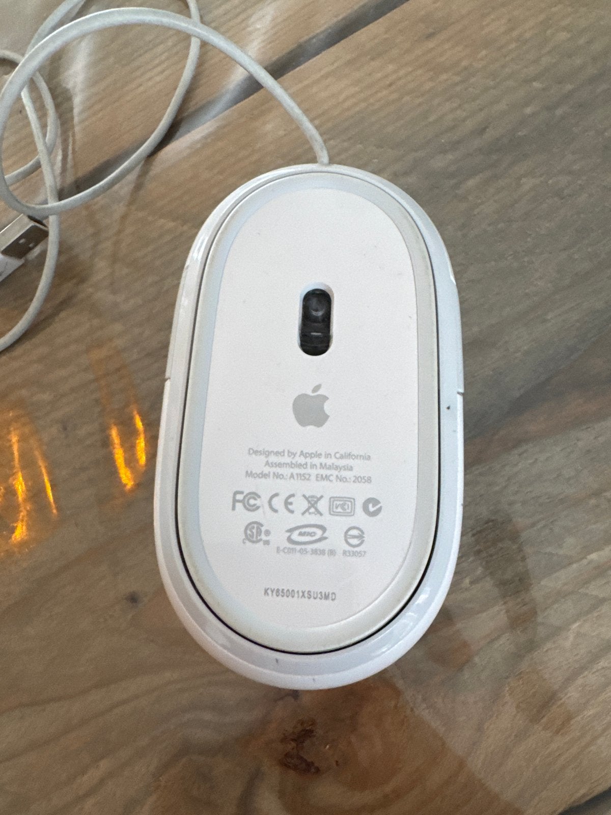 Apple USB Muis - Bedraad - Wit - Model A1152, Computers en Software, Ophalen of Verzenden, Gebruikt, Bedraad, Muis