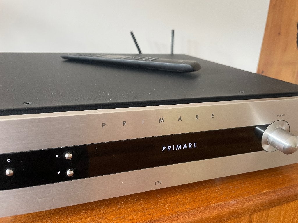 Primare i25 Prisma - Geïntegreerde versterker met doos, Zo goed als nieuw, 60 tot 120 watt, Stereo, Ophalen