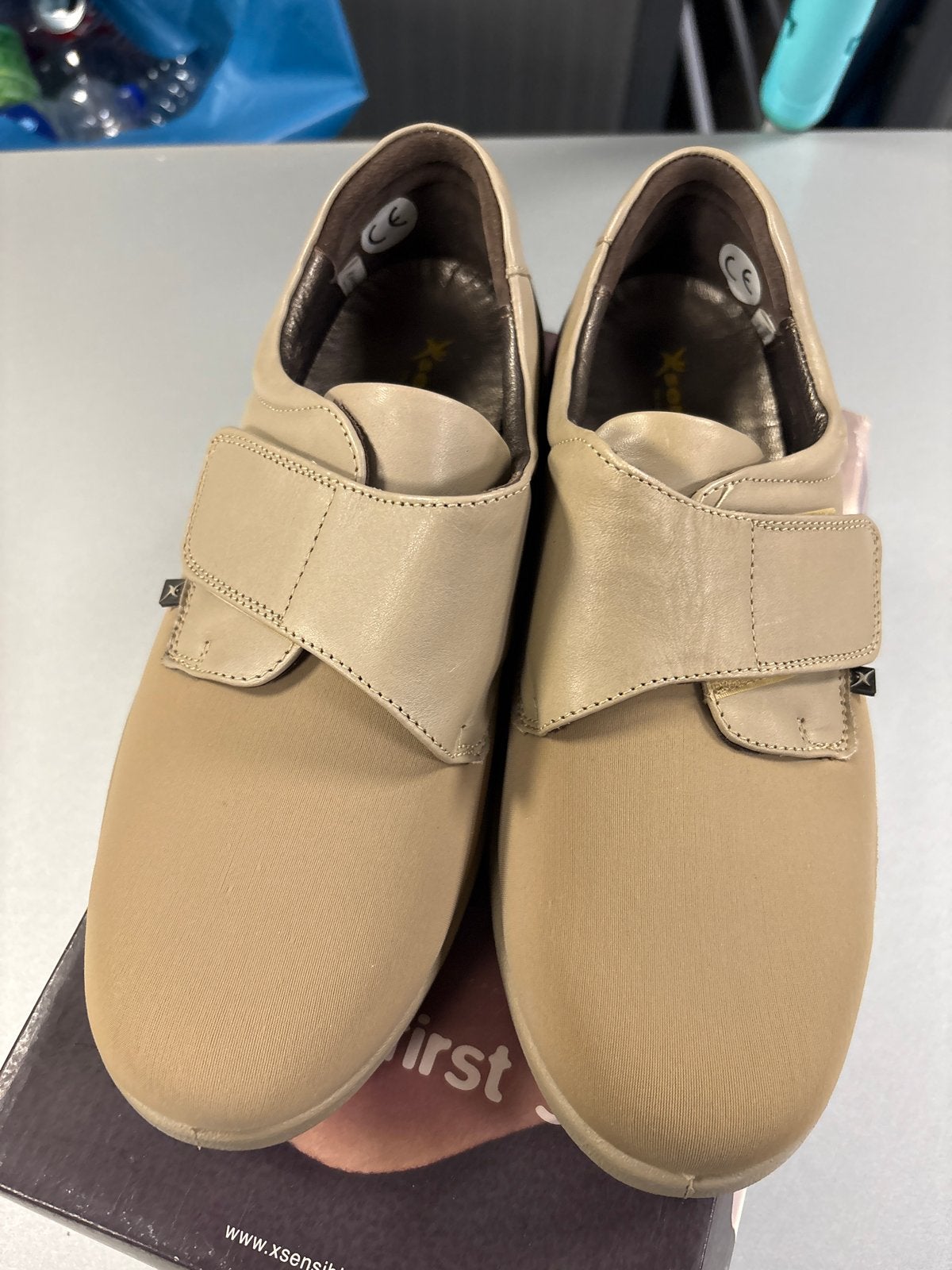 Nieuwe Xsensible Allure Velcro schoenen maat 37, Ophalen of Verzenden, Nieuw, Beige, Instappers