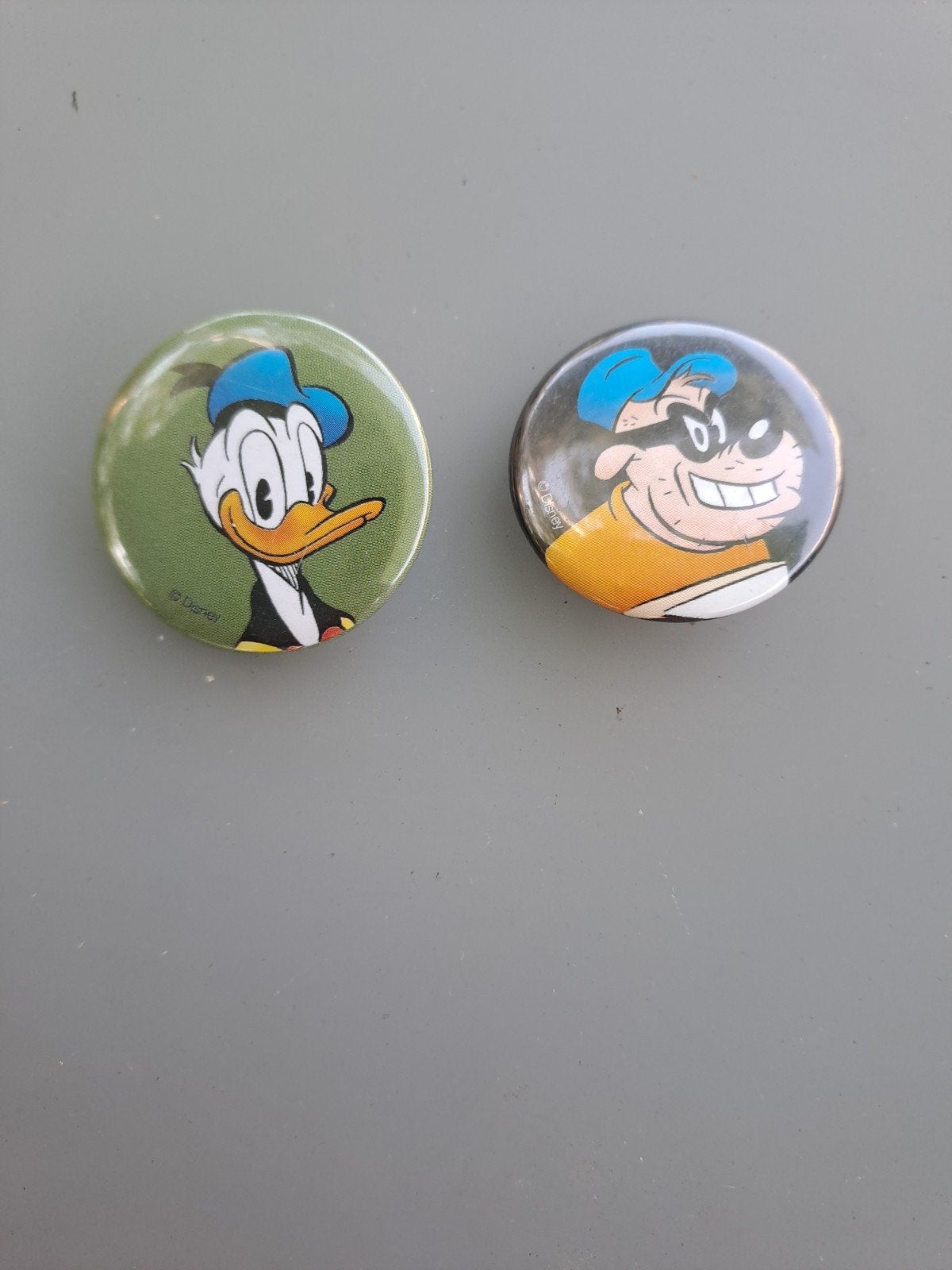 Disney Speldjes: Donald Duck en een zware jongen, Ophalen