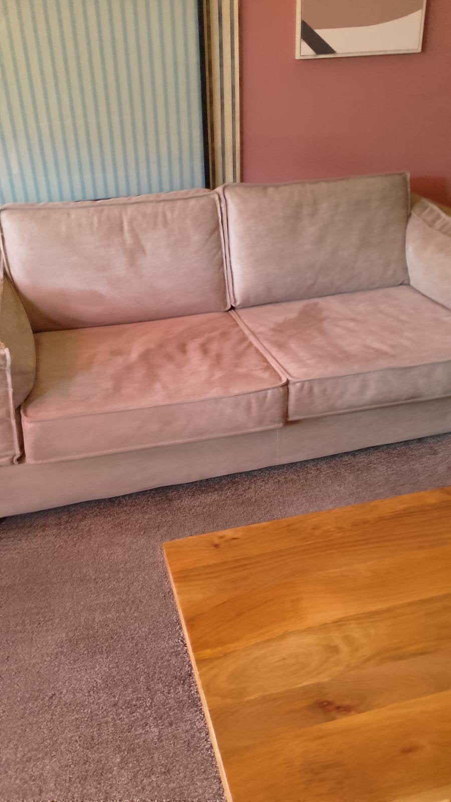Comfortabele 2.5zitsbank in beigebruine stof-leer, Huis en Inrichting, Banken | Bankstellen, Ophalen, Gebruikt, 150 tot 200 cm