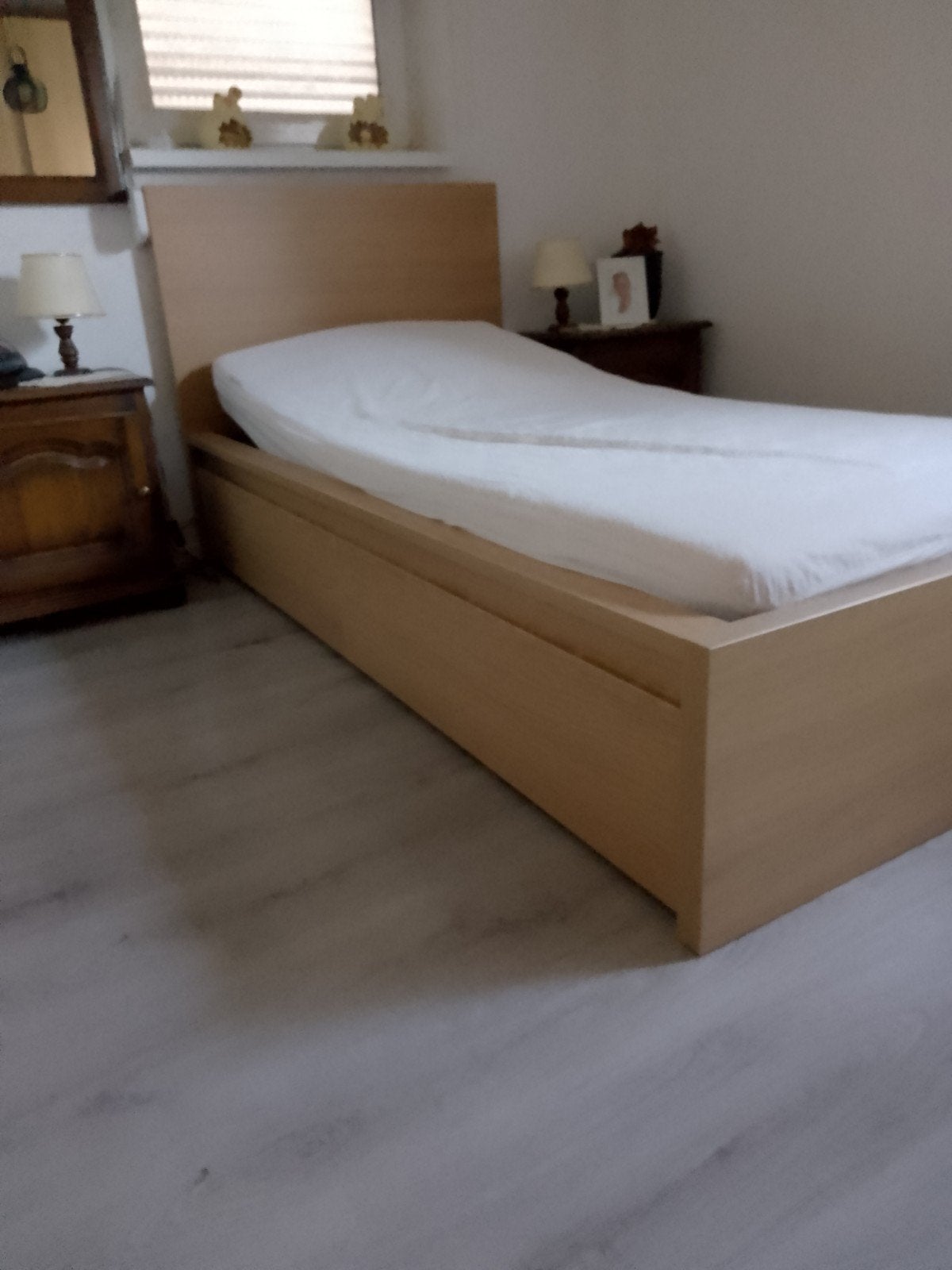 Malm ikea bed ., Ophalen, 90 cm, Eenpersoons, Wit