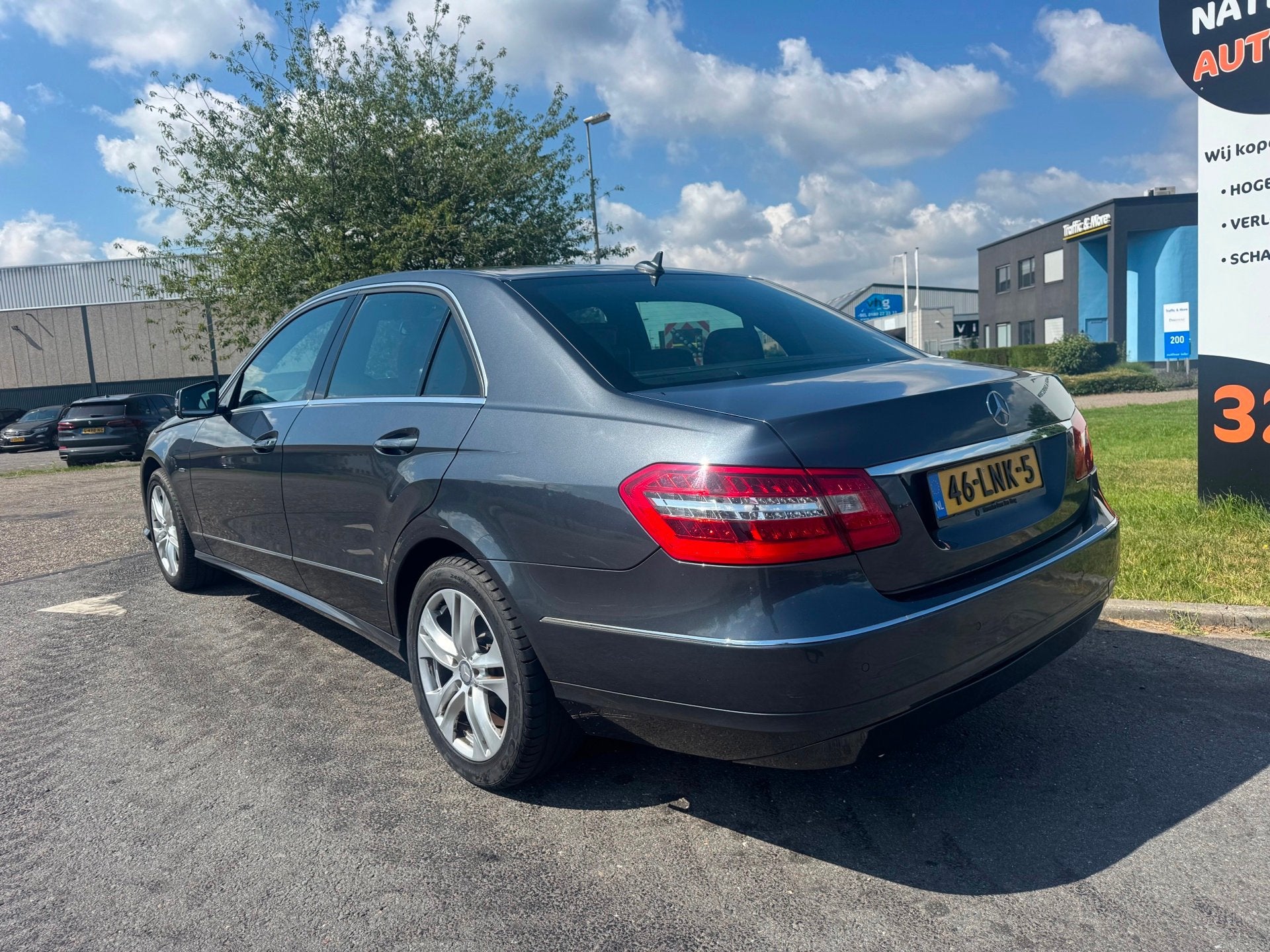 Mercedes-Benz E-klasse 2010 * 220 CDI Avantgarde * SEDAN * A, Auto's, Mercedes-Benz, Automaat, Euro 5, Achterwielaandrijving, Gebruikt