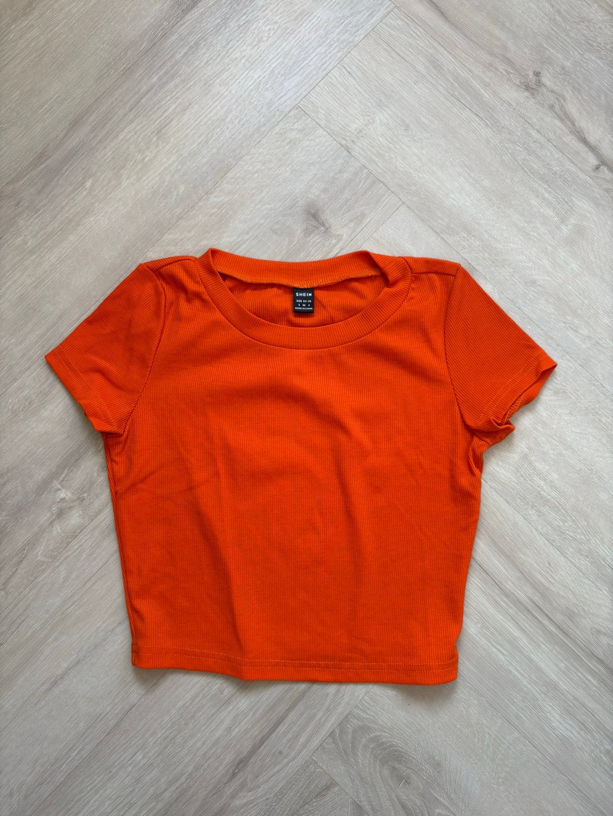 Shein crop top ribstof oranje maat s, Ophalen of Verzenden, Maat 36 (S), Oranje, Korte mouw