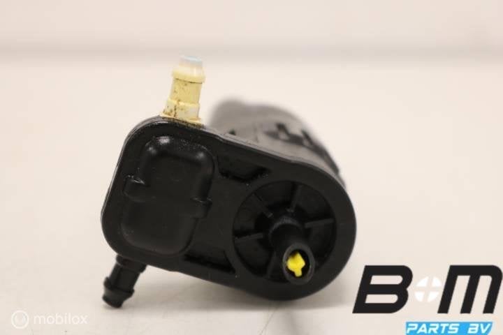 Ruitensproeierpomp VW Golf 7 1K6955651, Gebruikt
