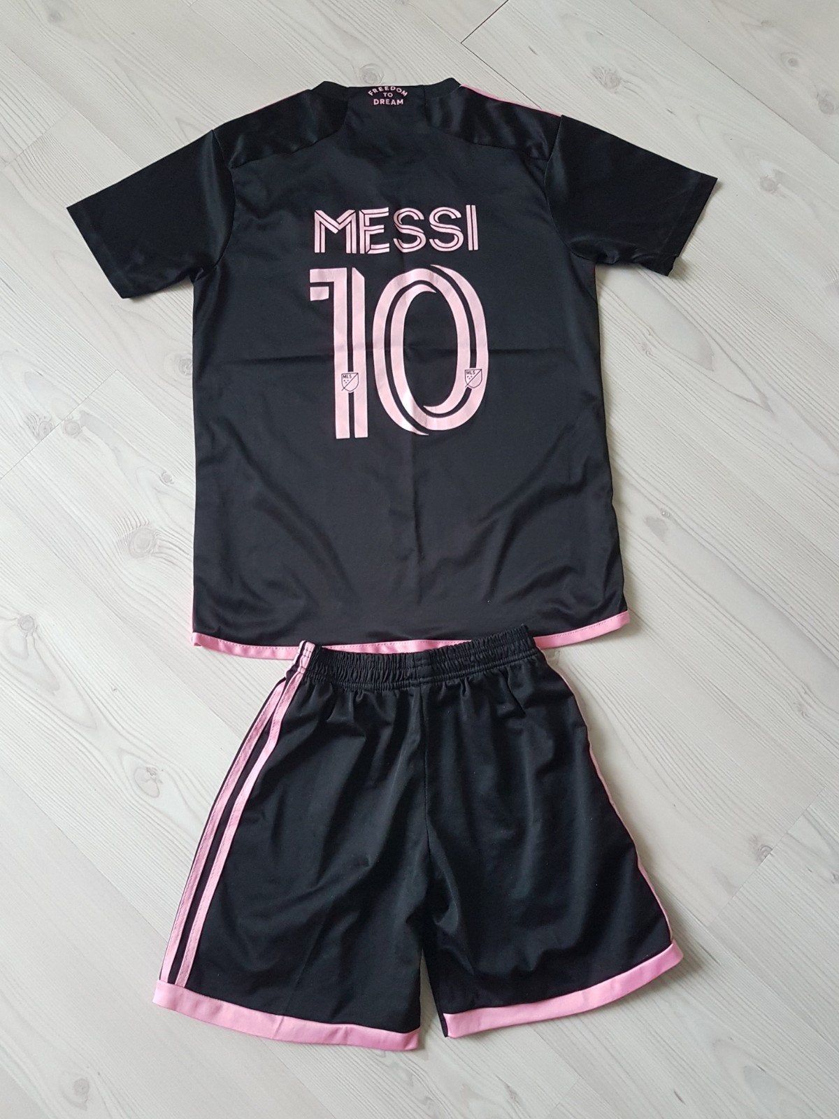 Inter Miami Messi uittenue in size medium, Ophalen of Verzenden, Zo goed als nieuw, Shirt