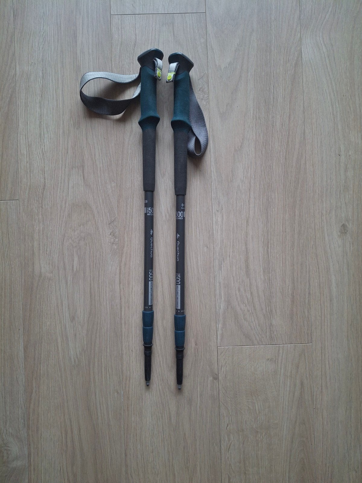 Uitschuifbare Quechua Forclaz 500 wandelstokken (set van 2), Ophalen of Verzenden, Gebruikt, Wandelstok