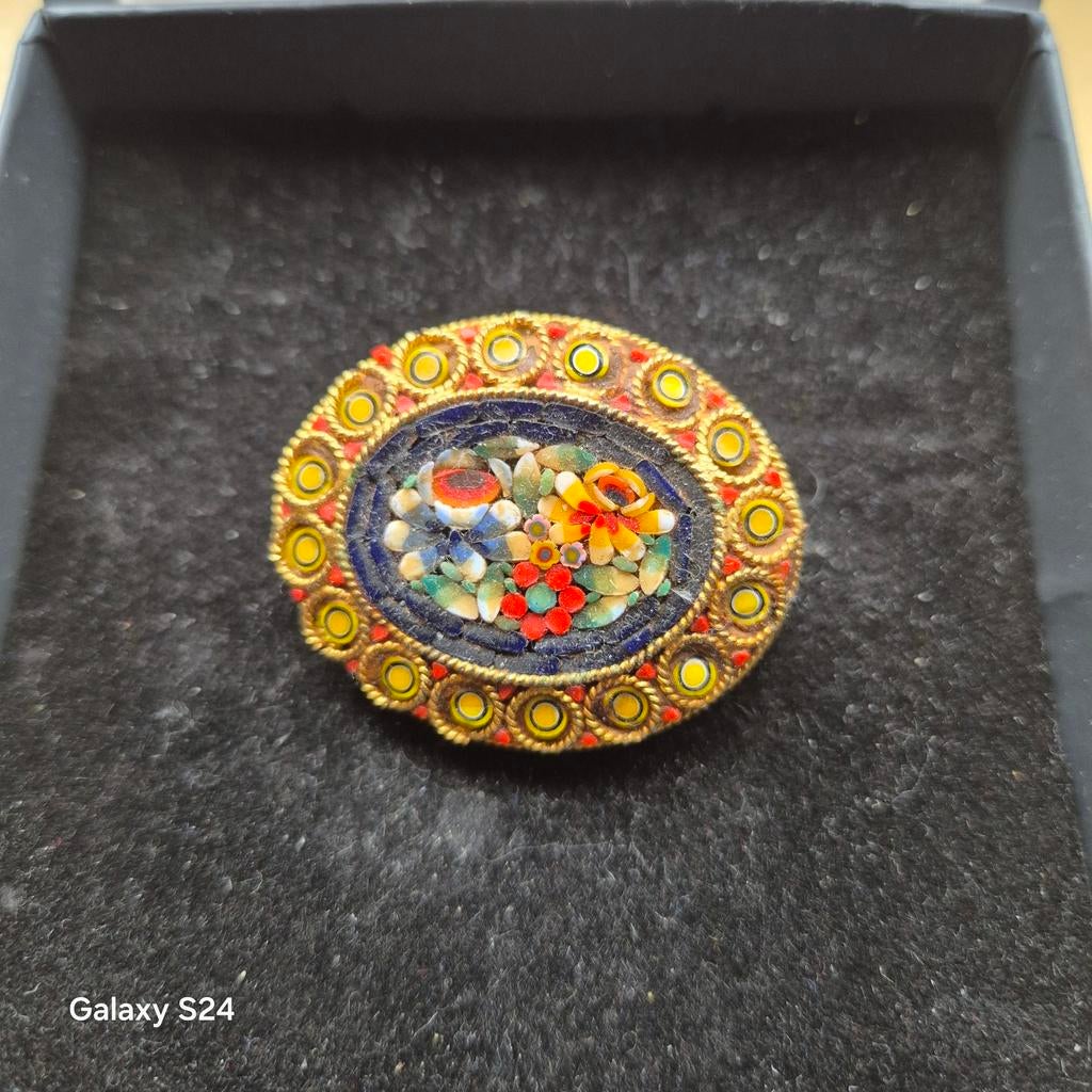 Prachtige Italiaanse vintage broche met micro mozaïek, Overige materialen, 4 tot 7 cm, Gebruikt, Verzenden