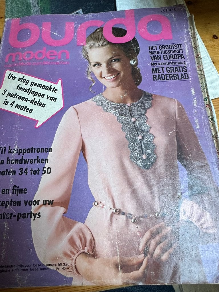 Burda naaipatronen, Hobby en Vrije tijd, Overige typen, Vrouw, Zo goed als nieuw, Burda